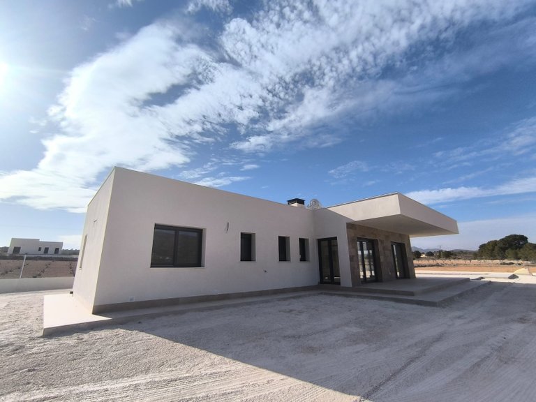 Villa for Sale in Monovar, Alicante 25