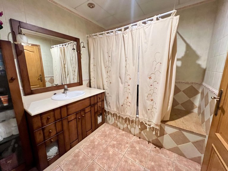 Town House for Sale in Pinoso, Alicante 8