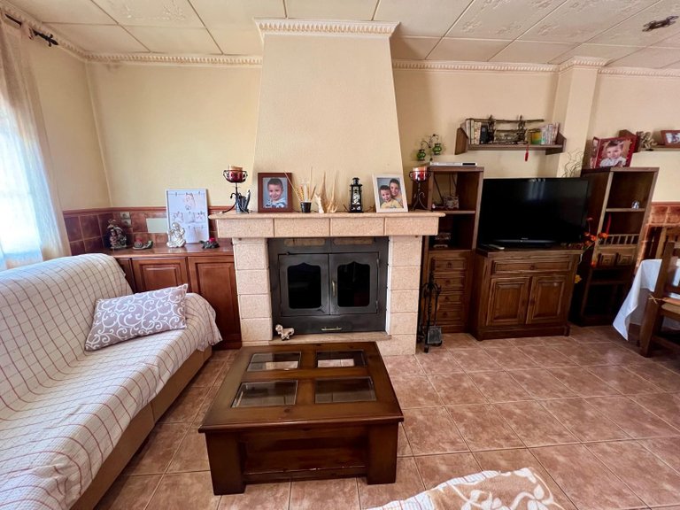 Town House for Sale in Pinoso, Alicante 2