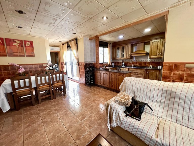 Town House for Sale in Pinoso, Alicante 1