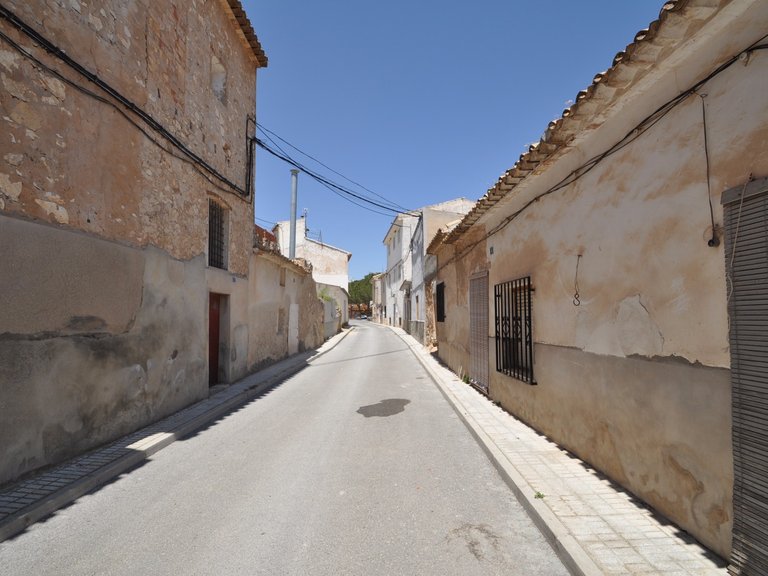 Country House for Sale in Pinoso, Alicante 8