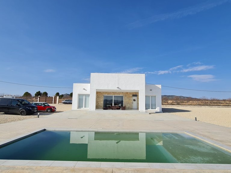 Villa for Sale in Pinoso, Alicante 12