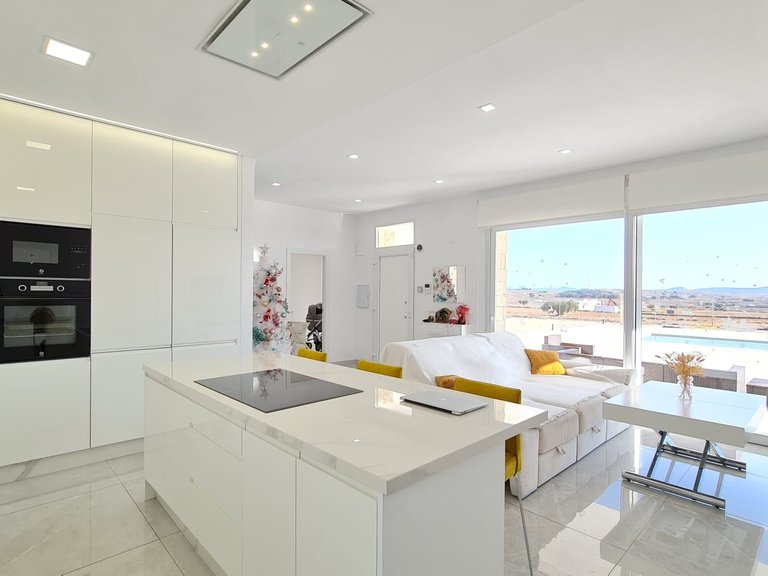 Villa for Sale in Pinoso, Alicante 2