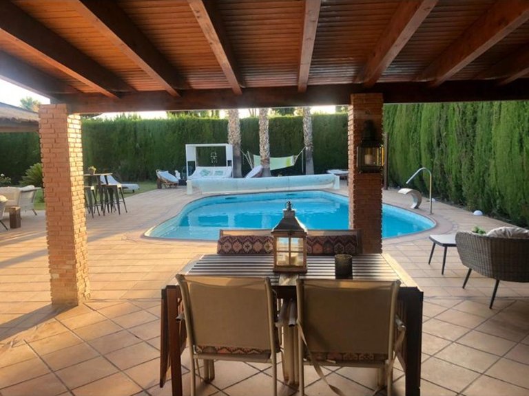Villa for Sale in Inland Elda, Alicante 3