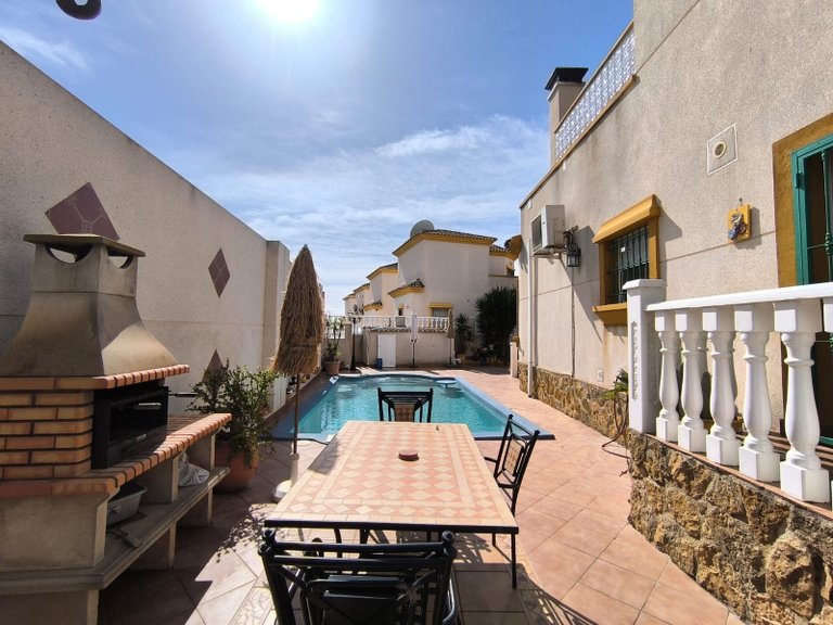 Villa for Sale in Costa Blanca El Raso, Alicante 11