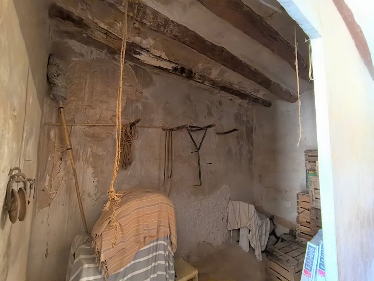 Country House for Sale in Yecla, Murcia 11