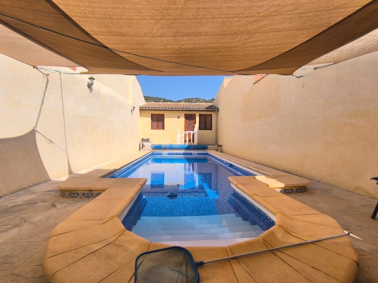 Villa for Sale in Chinorlet, Alicante 1