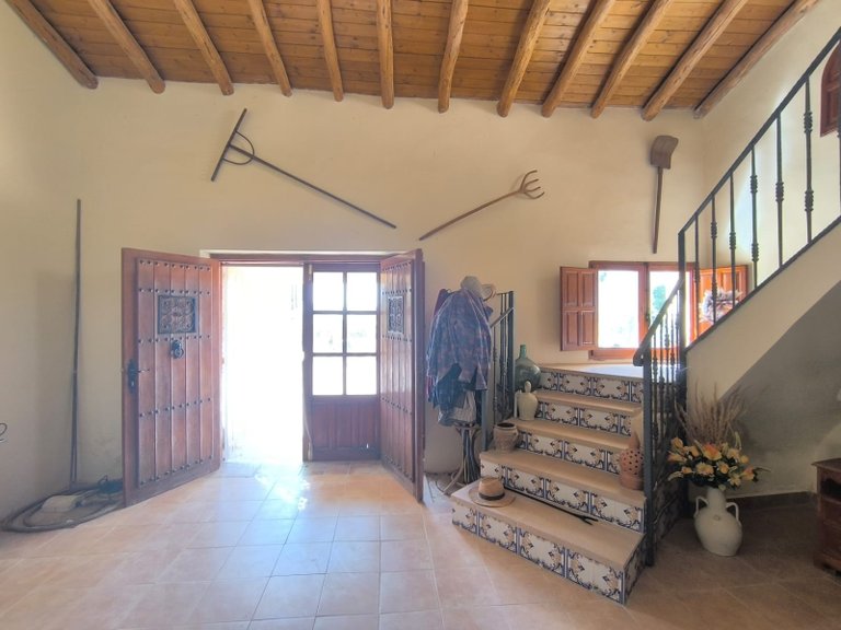 Villa for Sale in Chinorlet, Alicante 13