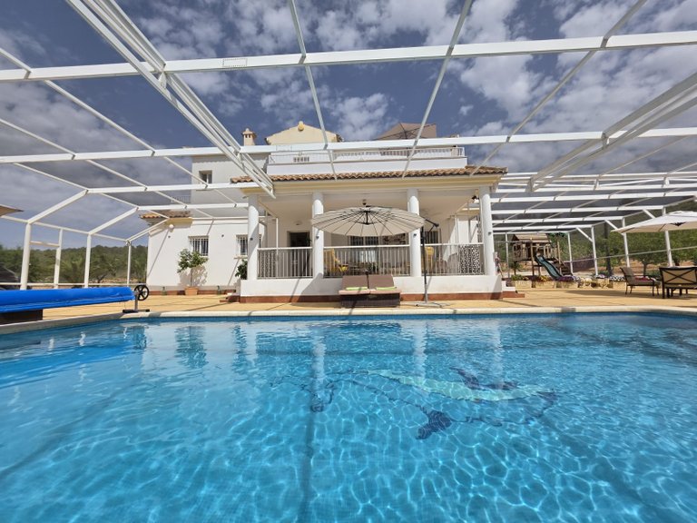 Villa for Sale in Pinoso, Alicante 2