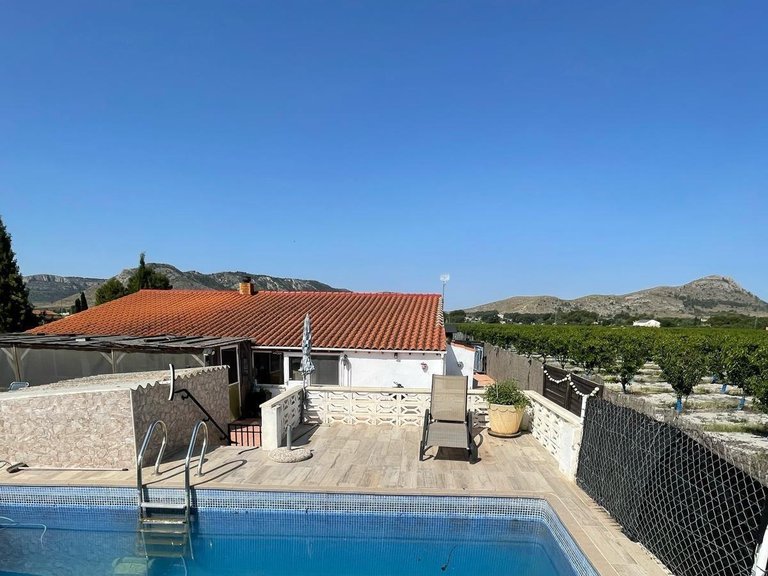Villa for Sale in Villena, Alicante 11