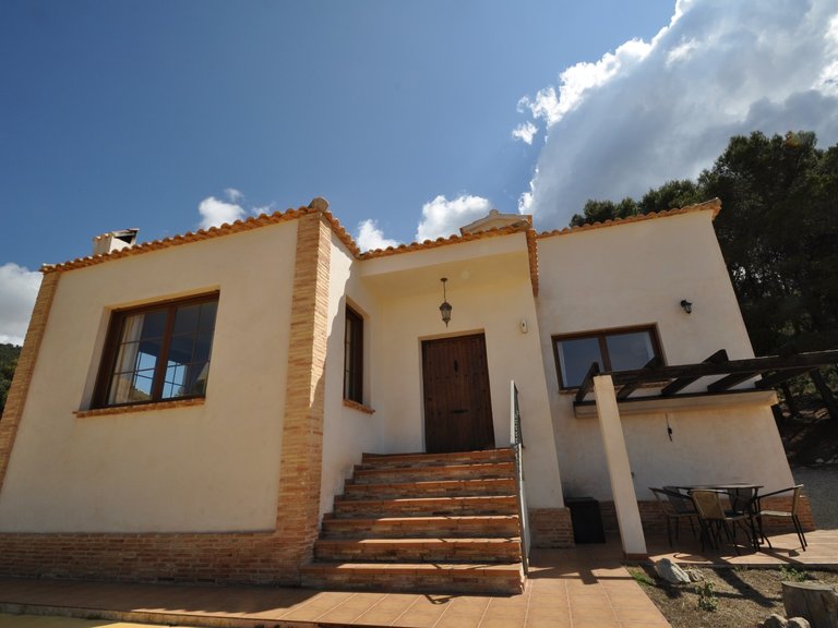 Villa for Sale in Castalla, Alicante 10