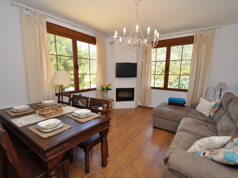 Villa for Sale in Castalla, Alicante 14