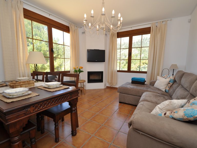Villa for Sale in Castalla, Alicante 13