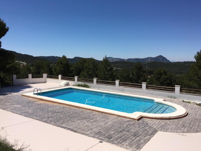 Villa for Sale in Castalla, Alicante 2