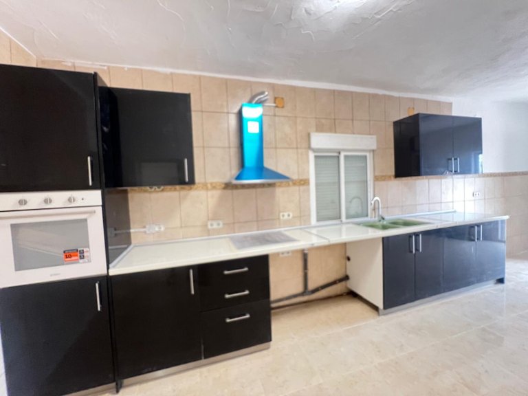 Villa for Sale in La Solana, Alicante 3