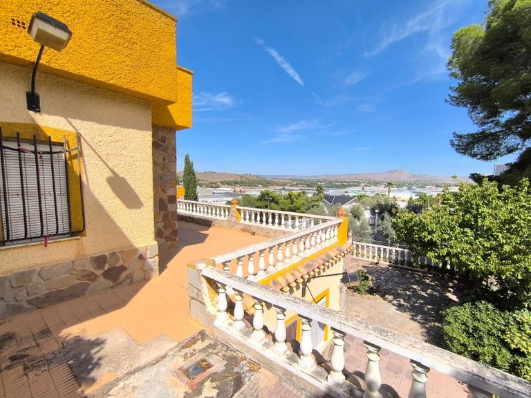 Villa for Sale in Yecla, Murcia 4