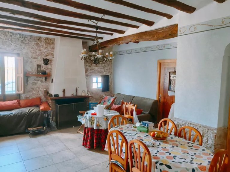 Country House for Sale in Yecla, Murcia 4