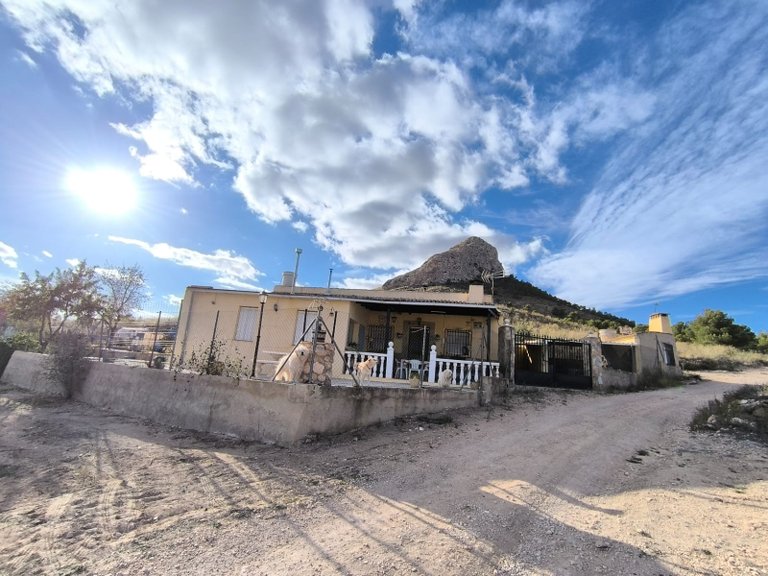 Country House for Sale in Yecla, Murcia 2
