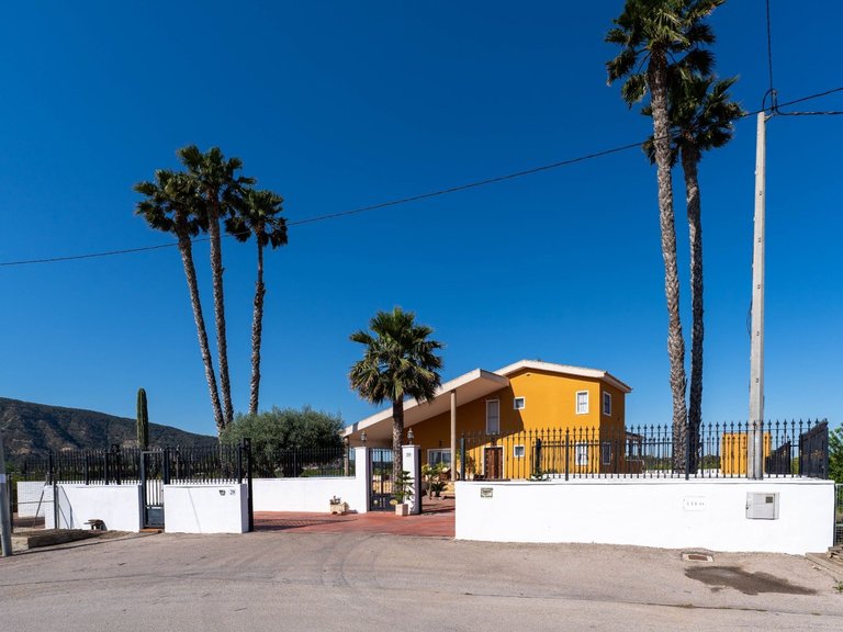Villa for Sale in Orihuela, Alicante 8