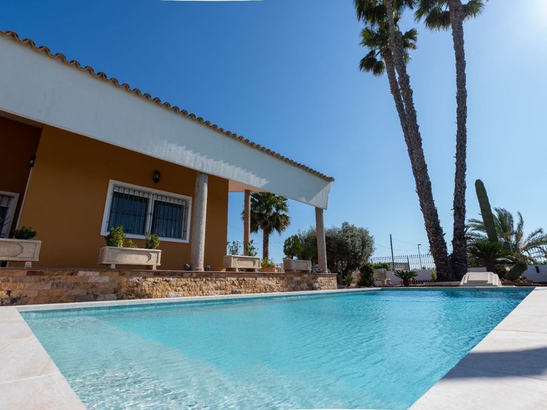 Villa for Sale in Orihuela, Alicante 13