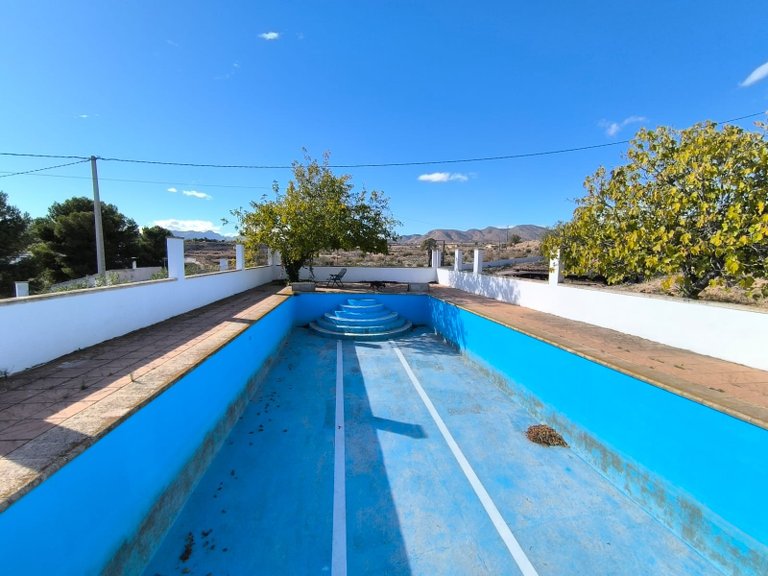 Villa for Sale in Novelda, Alicante 47