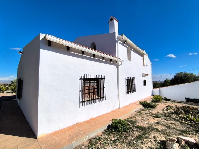 Villa for Sale in Novelda, Alicante 48