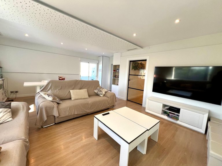 Villa for Sale in Elda, Alicante 28