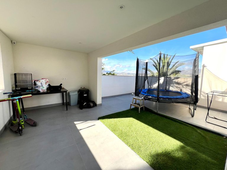 Villa for Sale in Elda, Alicante 14