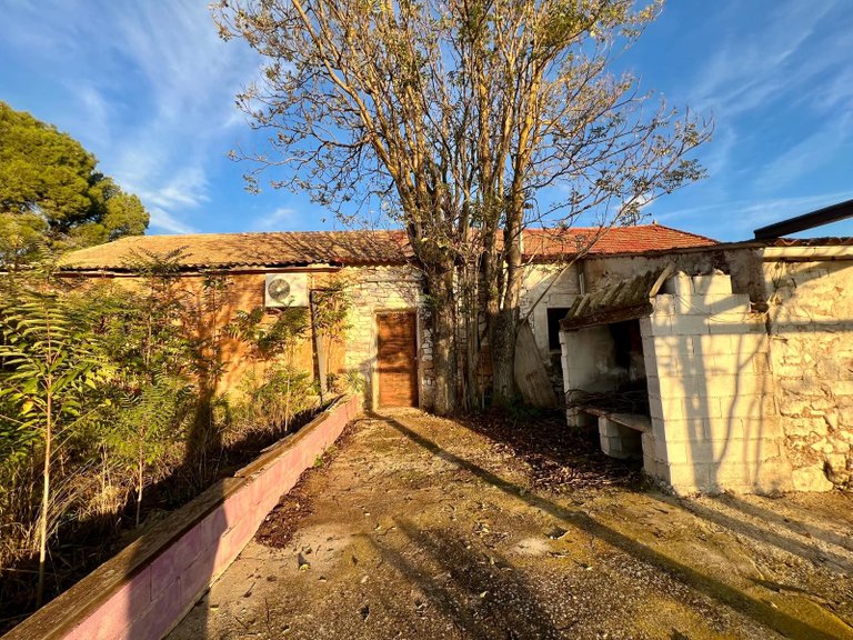 Country House for Sale in Yecla, Murcia 2