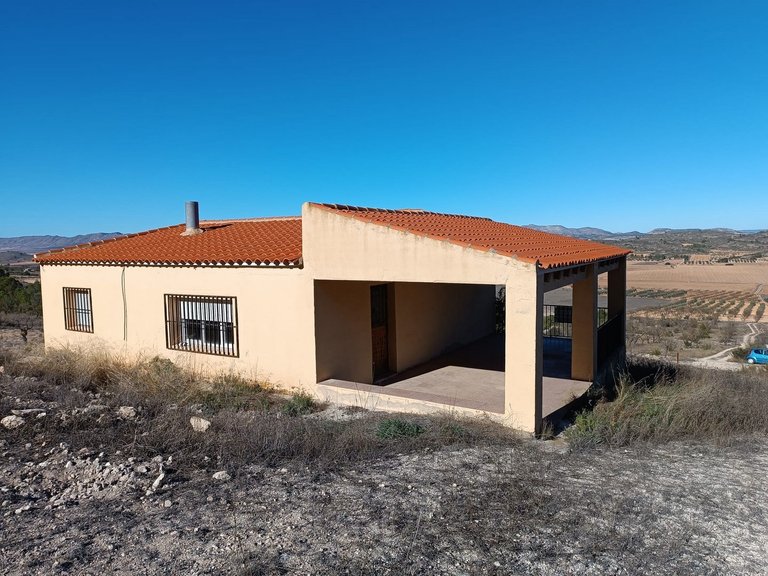 Country House for Sale in Yecla, Murcia 3
