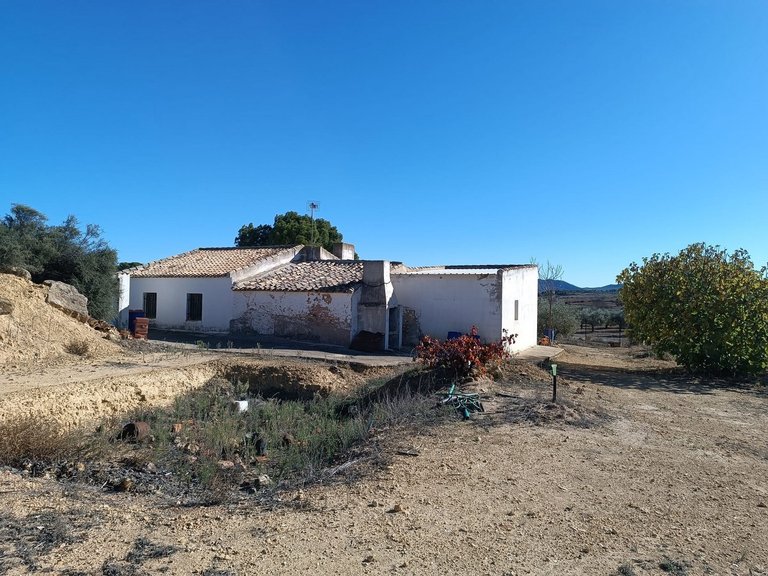 Country House for Sale in Yecla, Murcia 2