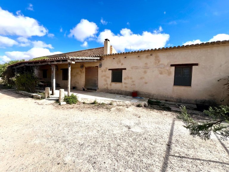 Country House for Sale in Pinoso, Alicante 27