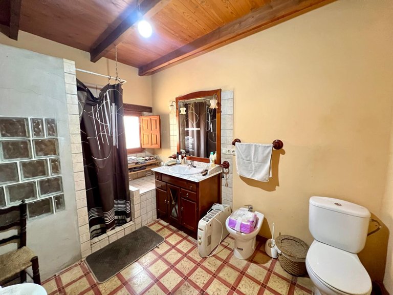Country House for Sale in Pinoso, Alicante 6