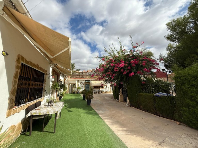 Country House for Sale in Elda, Alicante 2