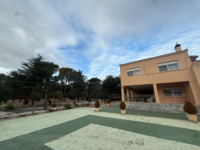 Villa for Sale in Salinas, Alicante 28