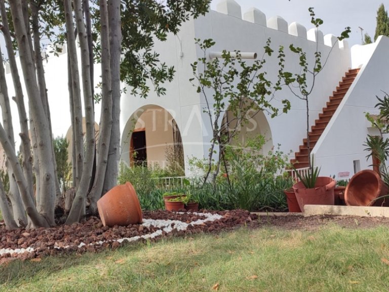 Villa for Sale in Sax, Alicante 1