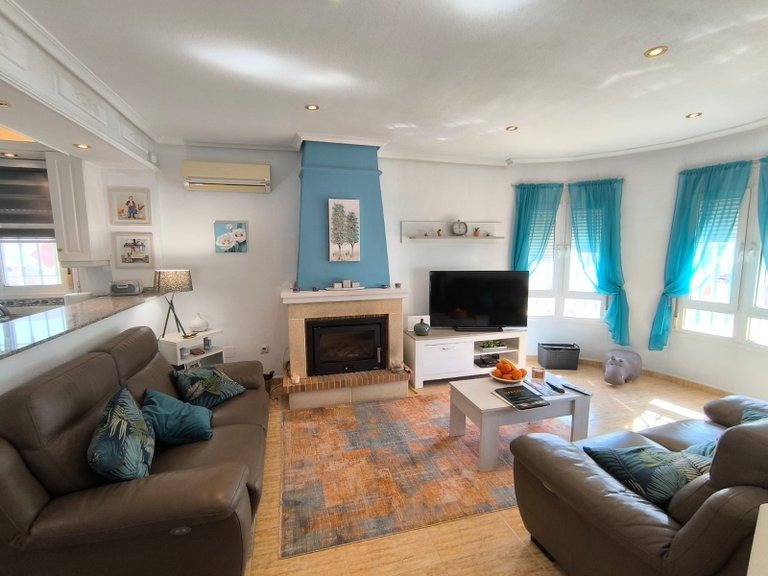 Villa for Sale in El Raso, Alicante 21