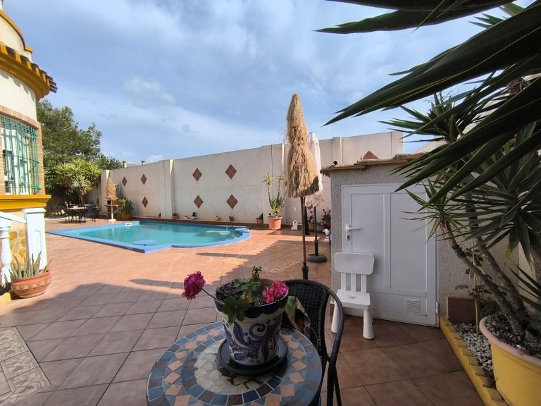 Villa for Sale in El Raso, Alicante 35