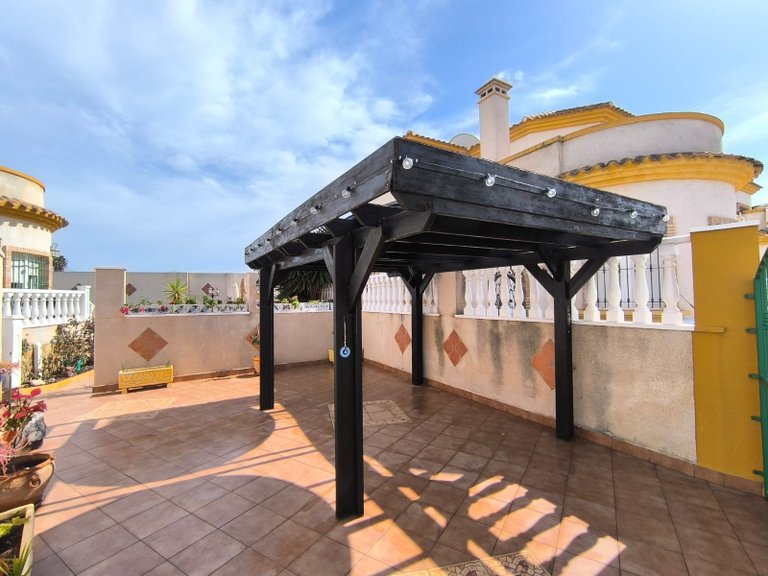 Villa for Sale in El Raso, Alicante 37