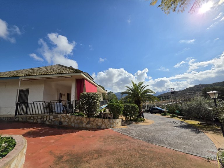 Villa for Sale in Elda, Alicante 42