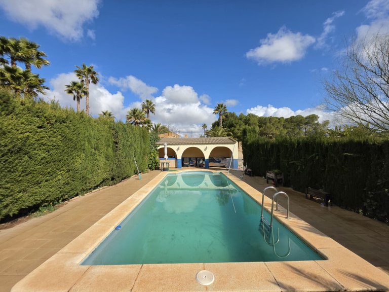 Villa for Sale in Elda, Alicante 46