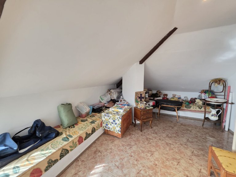 Villa for Sale in Elda, Alicante 35