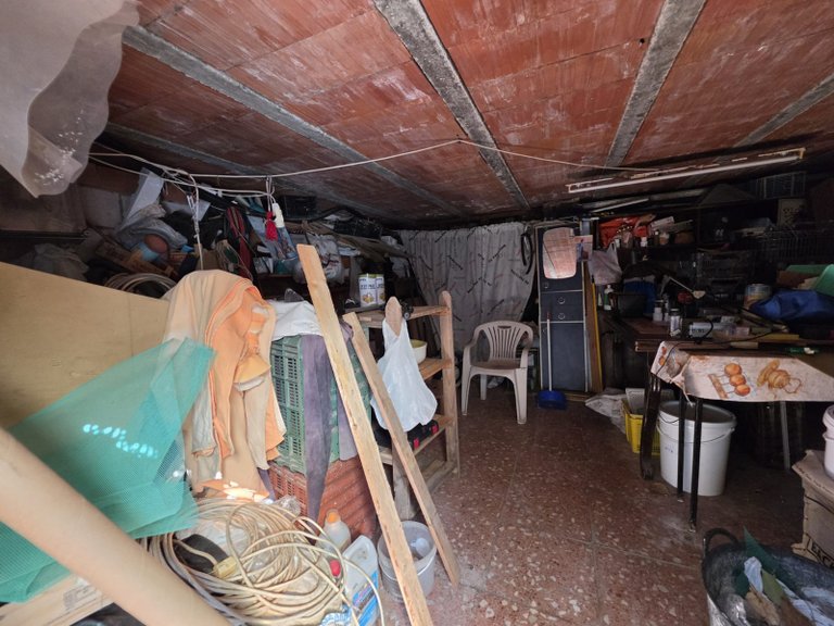 Villa for Sale in Elda, Alicante 37