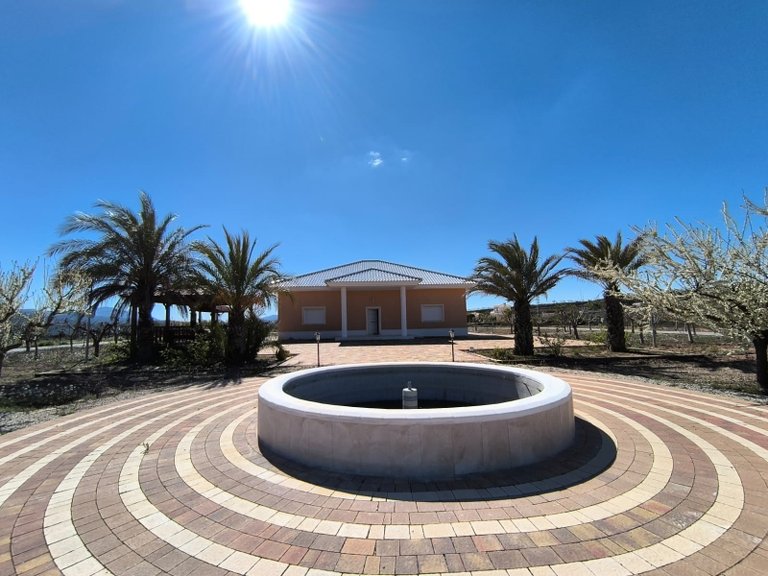 Villa for Sale in Pinoso, Alicante 43