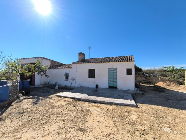 Country House for Sale in Yecla, Murcia 1