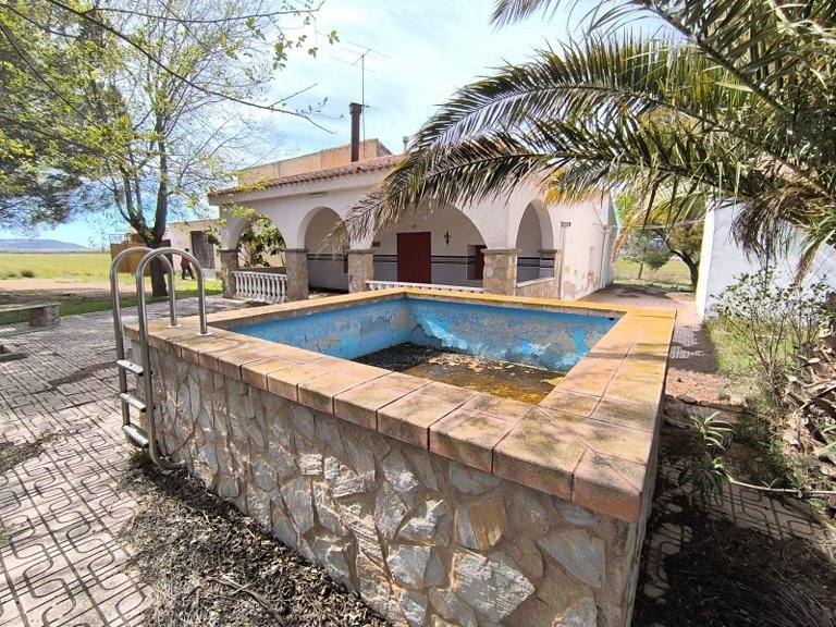 Country House for Sale in Yecla, Murcia 4