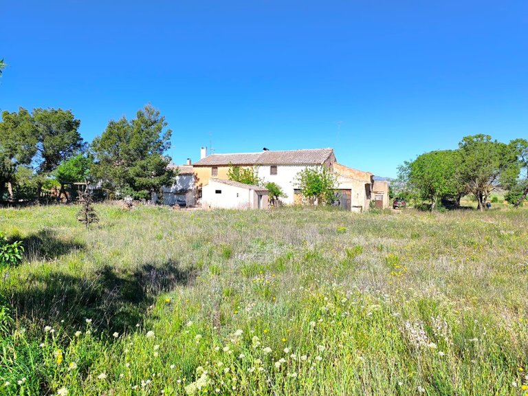 Country House for Sale in Yecla, Murcia 1