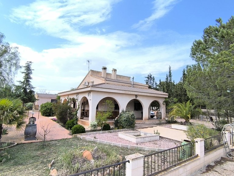 Villa for Sale in Yecla, Murcia 2