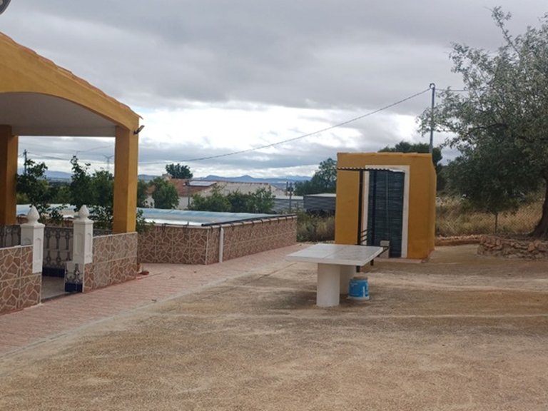 Country House for Sale in Yecla, Murcia 2