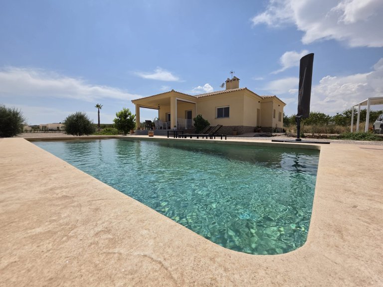 Villa for Sale in Pinoso, Alicante 6